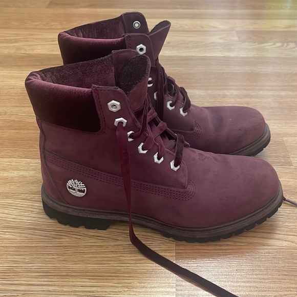 Timberland Shoes - Timberland Burgundy Velvet Boot size 8.5 Women’s